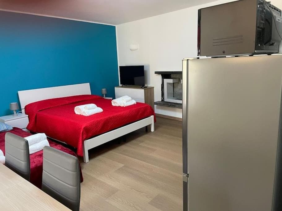 Communal lounge/ TV room, Bed, TV and multimedia, Evening entertainment