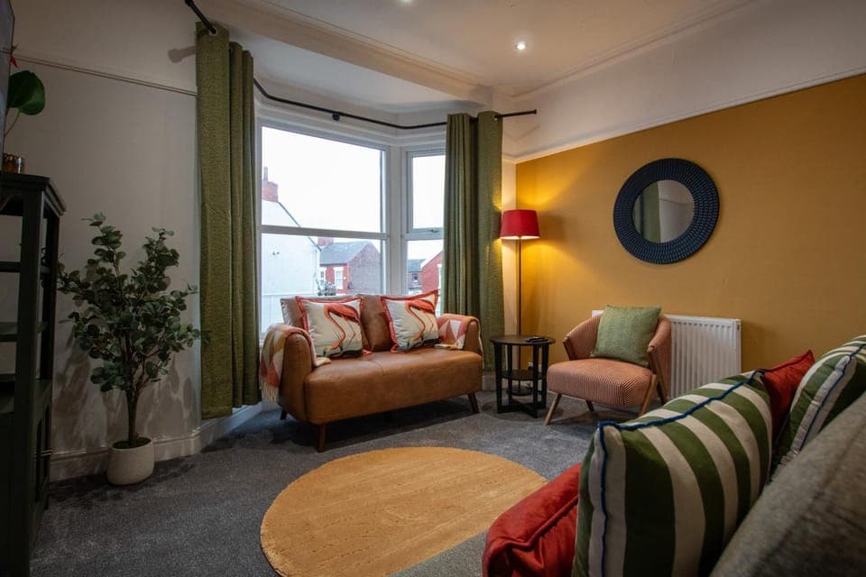 TV and multimedia, Living room, Photo of the whole room, Seating area