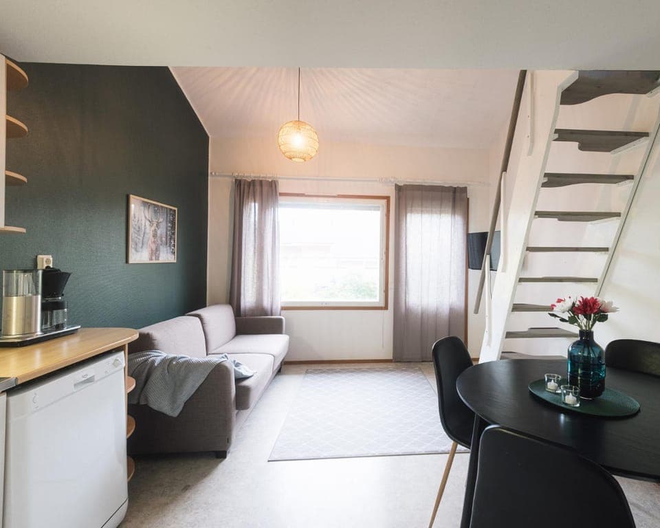 Living room, Dining area