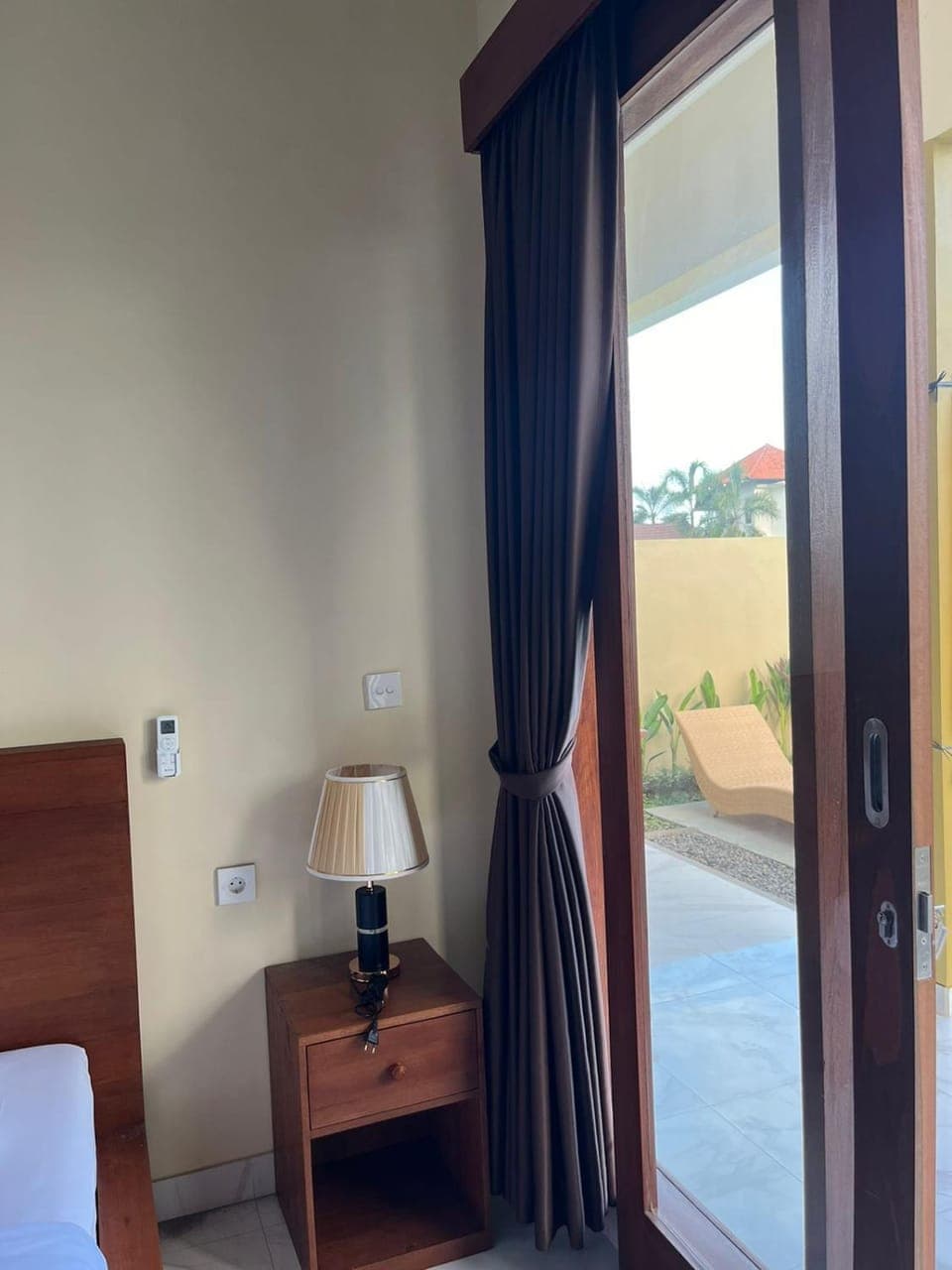 View (from property/room), Photo of the whole room, Pool view