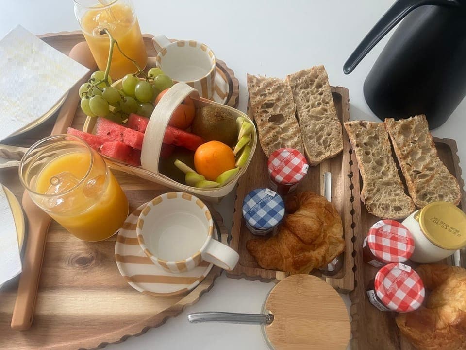 Food and drinks, Food, Swimming pool, Breakfast, Breakfast, Continental breakfast