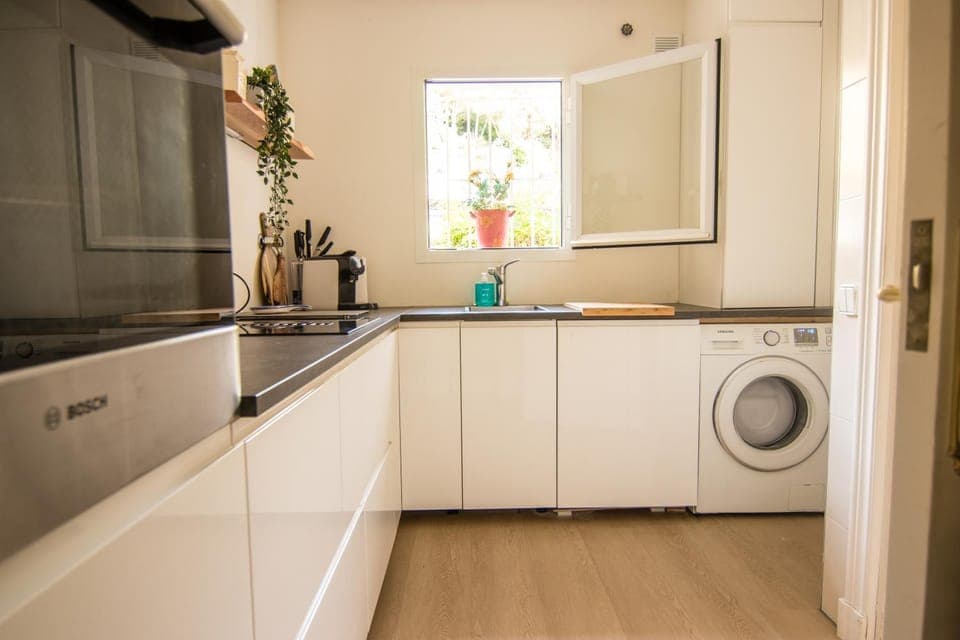 Coffee/tea facilities, kitchen