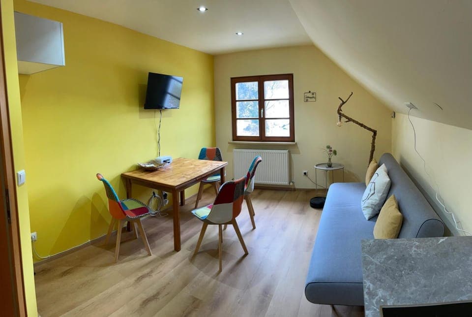 Living room, Seating area, Dining area