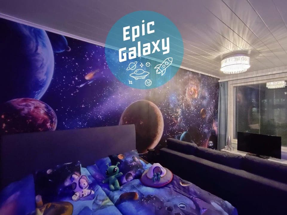 Living room, Photo of the whole room, Seating area, Bedroom