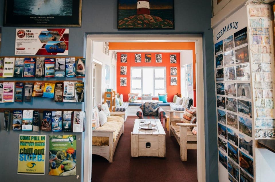 Communal lounge/ TV room