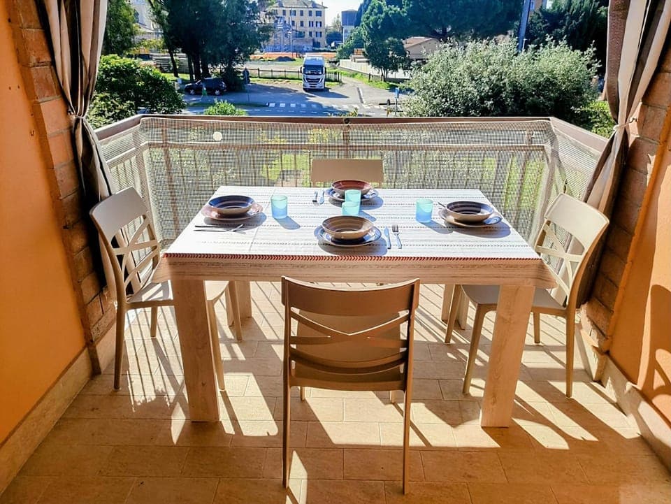Balcony/Terrace, Garden view