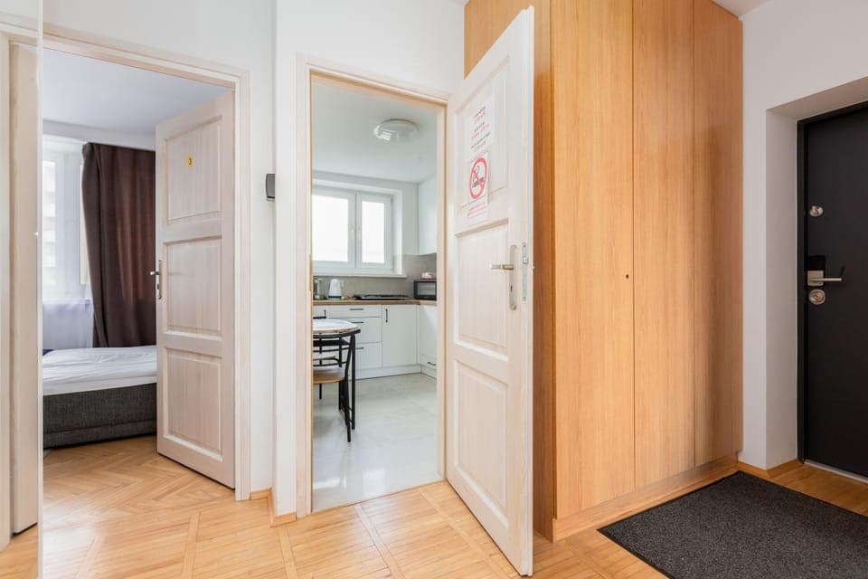 Photo of the whole room, wardrobe