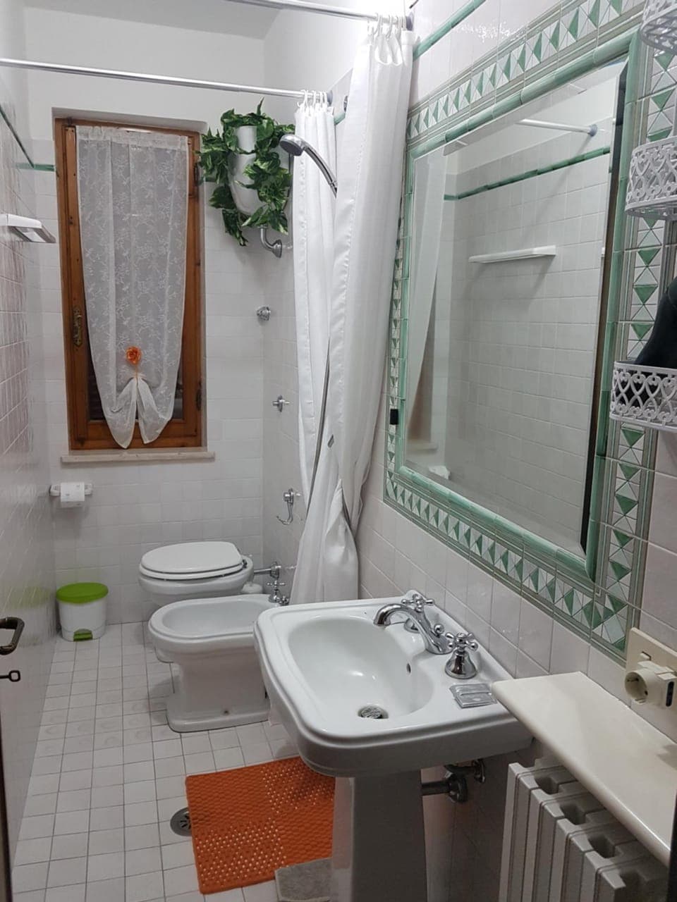 Shower, Toilet, Bathroom, bidet