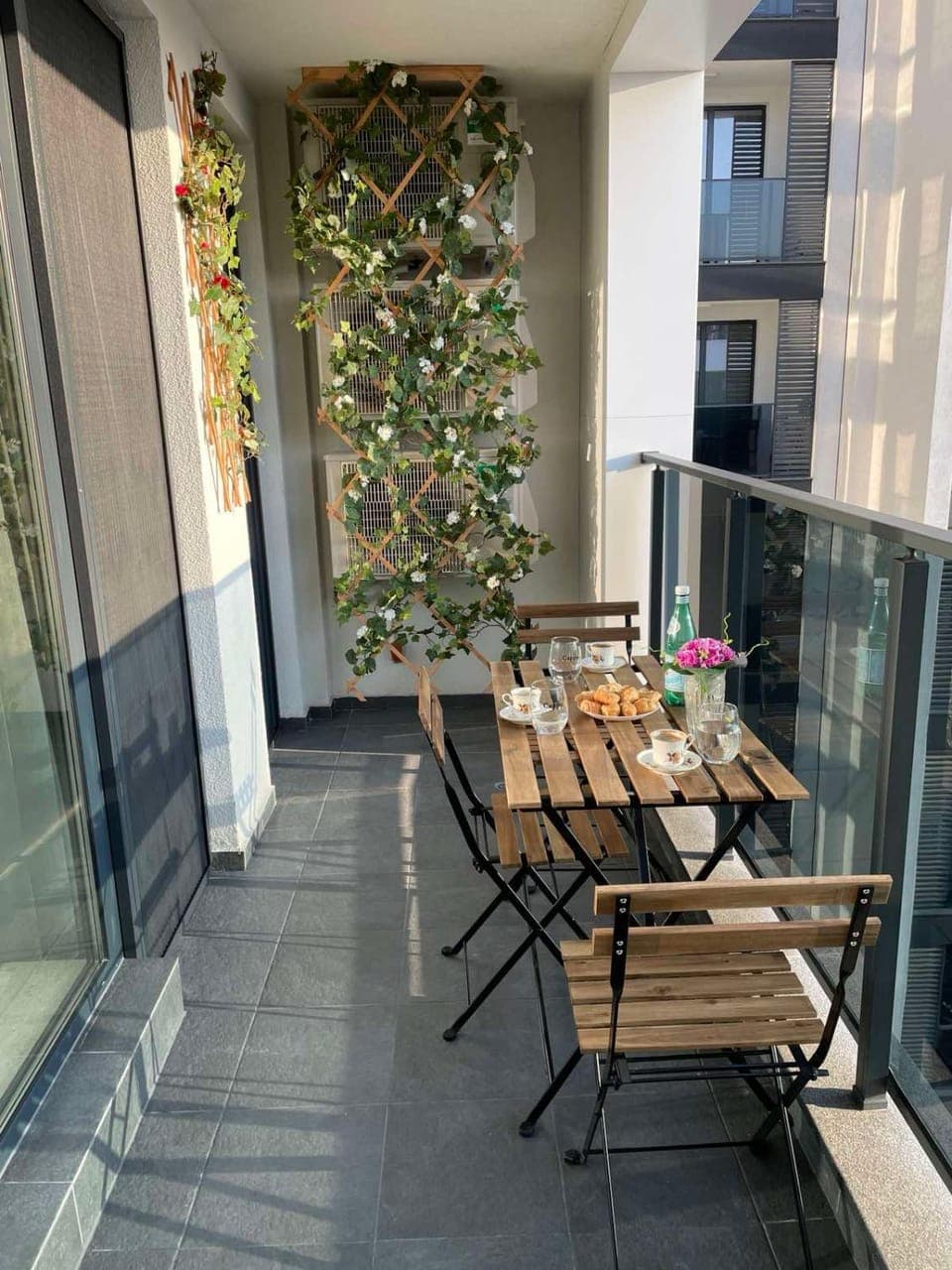 View (from property/room), Balcony/Terrace, Seating area