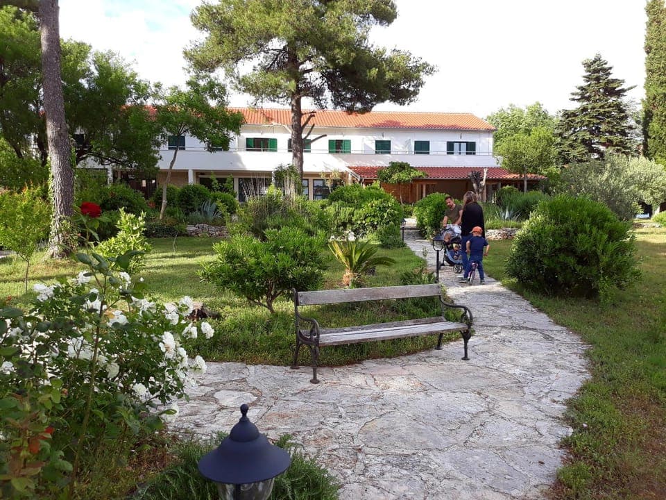 Facade/entrance, Garden, Garden view