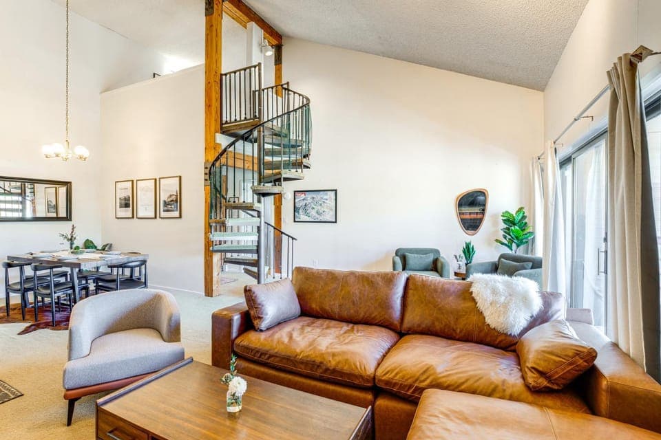 Walk to Lift: Mtn-View Crested Butte Condo w/ Loft House in Colorado