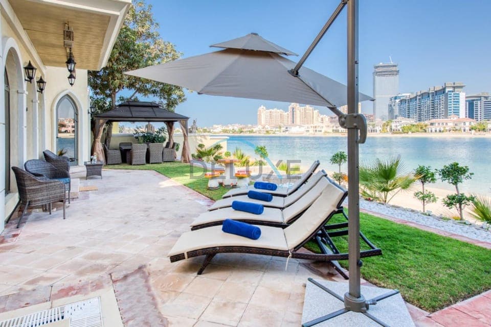 Property building, Garden, View (from property/room), Seating area, Beach, Garden view