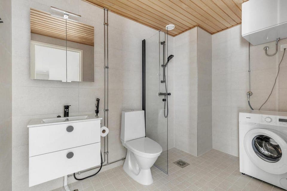 Shower, Toilet, Bathroom, washing machine