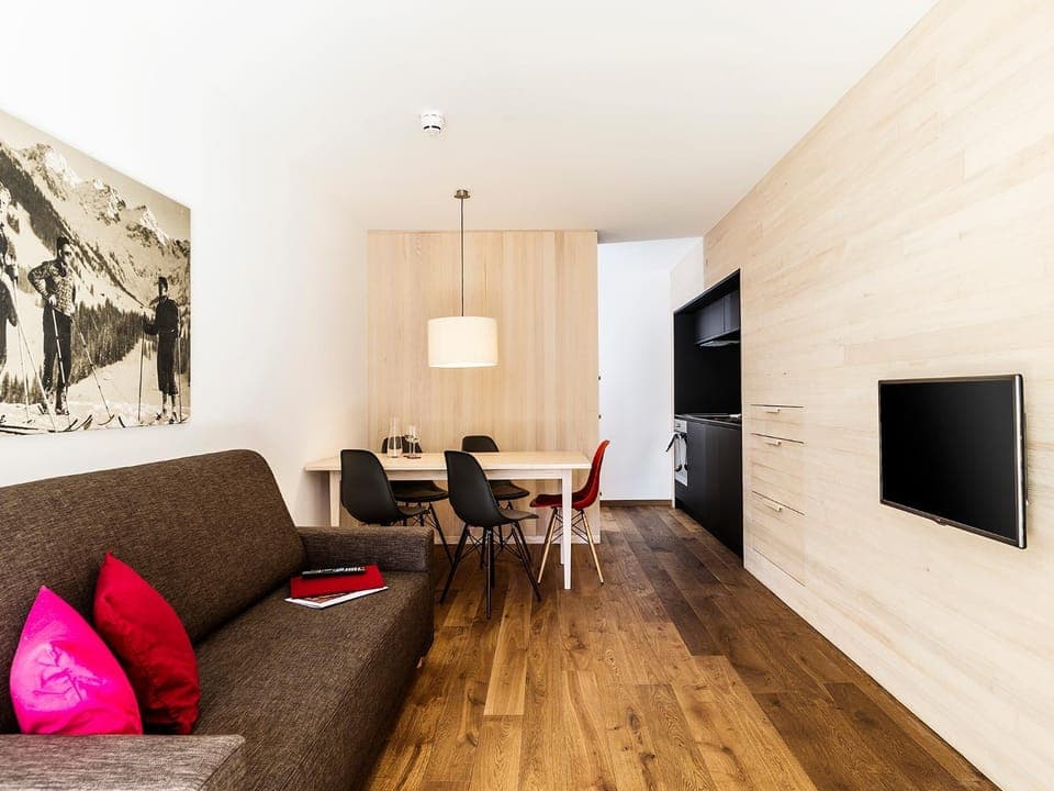 Kitchen or kitchenette, Living room