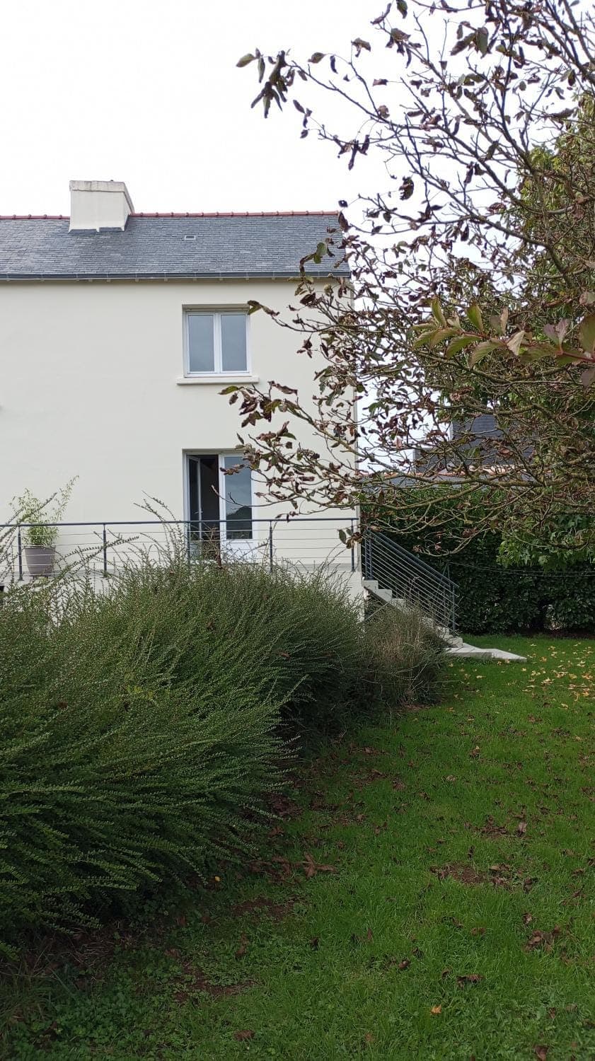 Property building, Garden, Balcony/Terrace, Garden view