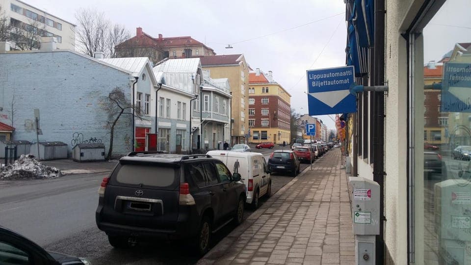 Day, Neighbourhood