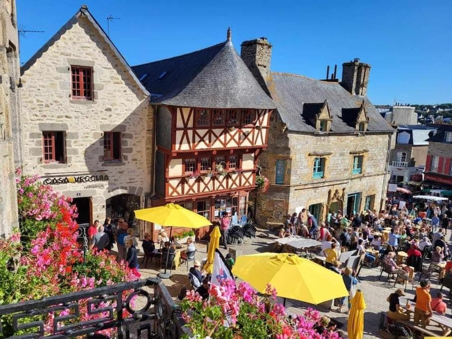 Food, City view, Landmark view