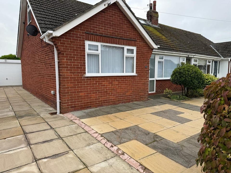 Property building, Street view