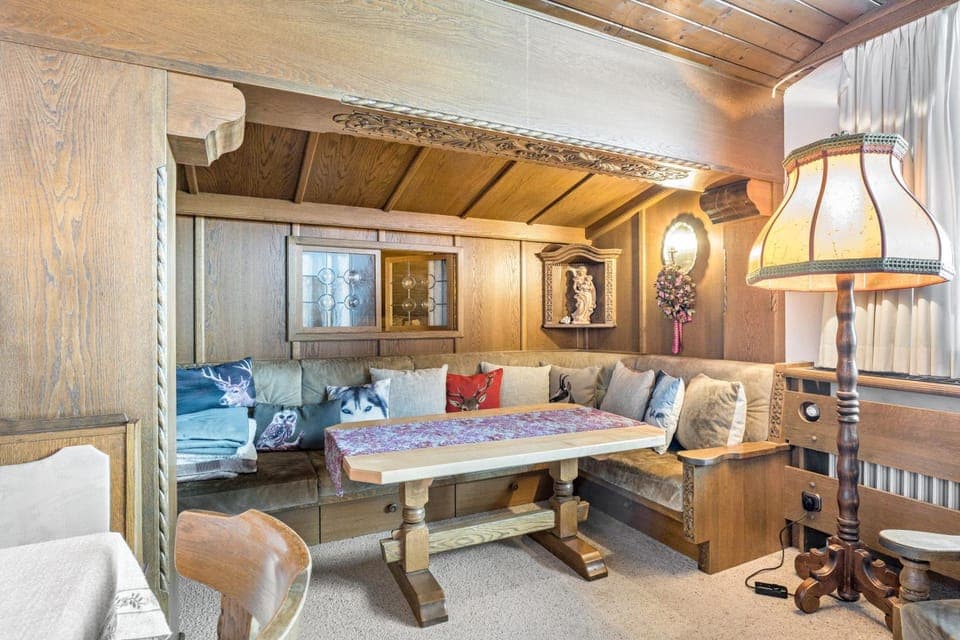 Property building, Living room