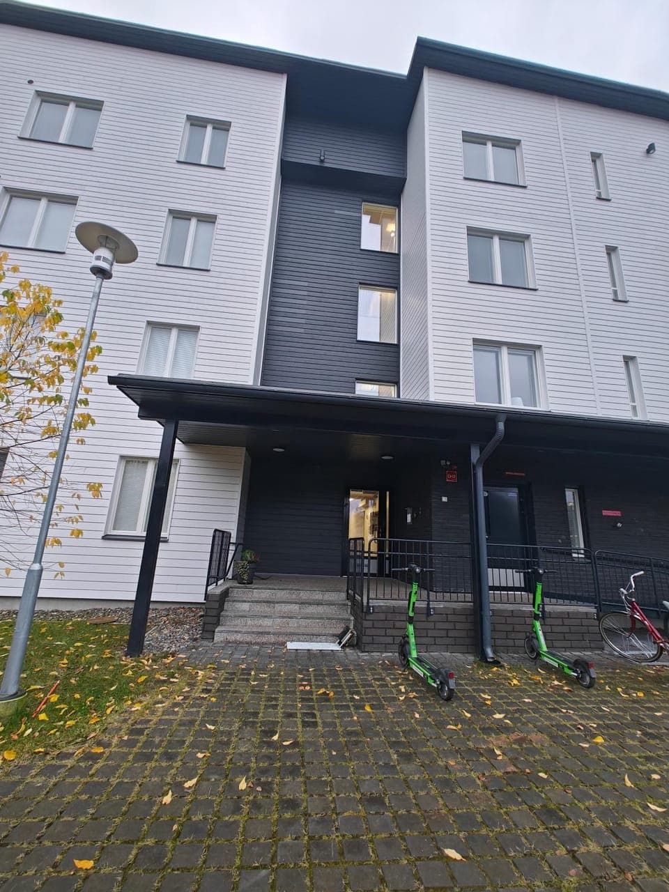 Property building, Day