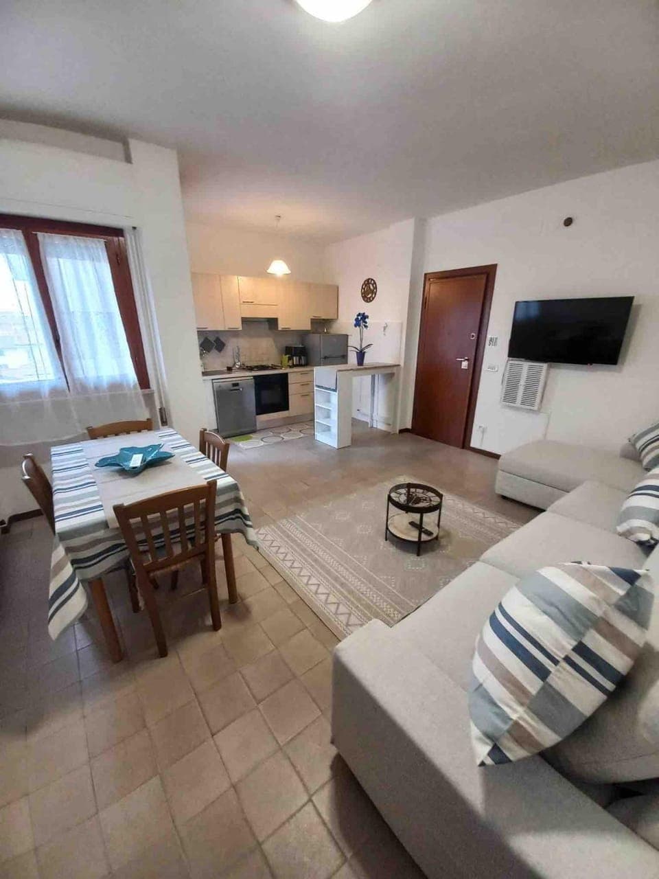 Property building, Living room