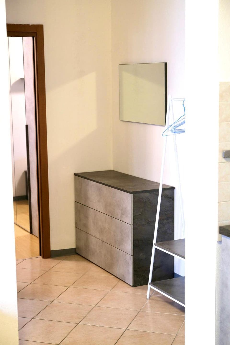 TV and multimedia, Decorative detail