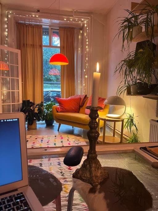 Central Bohemian Authentic Apartment in Frederiksberg