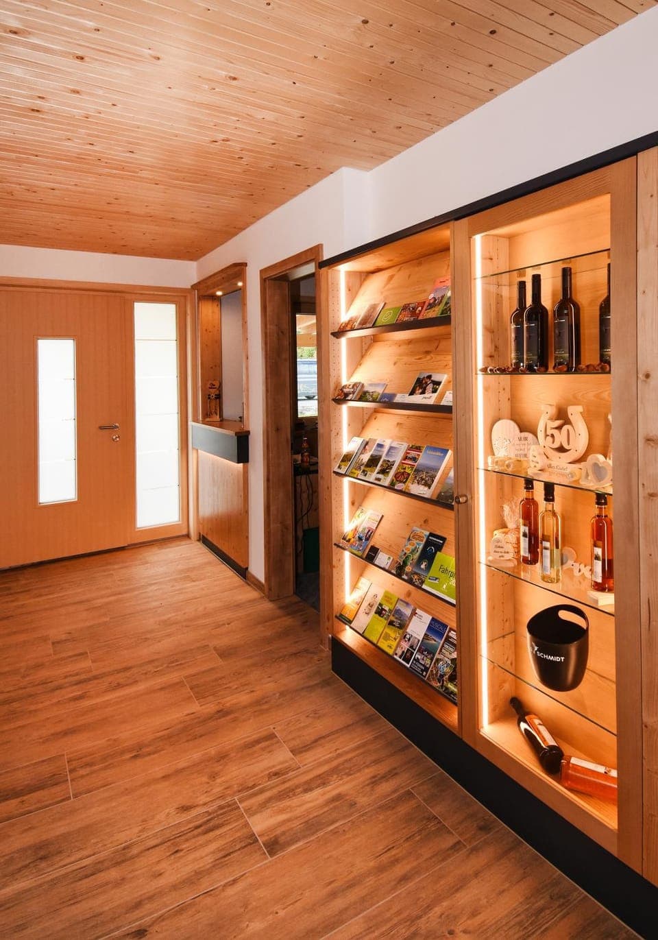 Facade/entrance, Lobby or reception