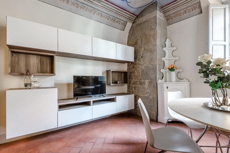 TV and multimedia, Living room, Dining area