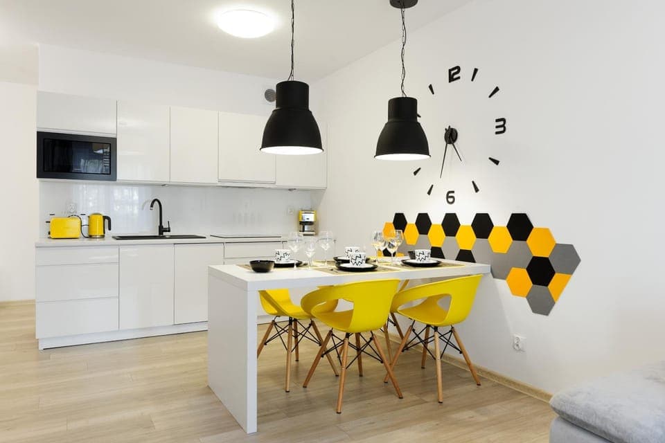 Coffee/tea facilities, Dining area