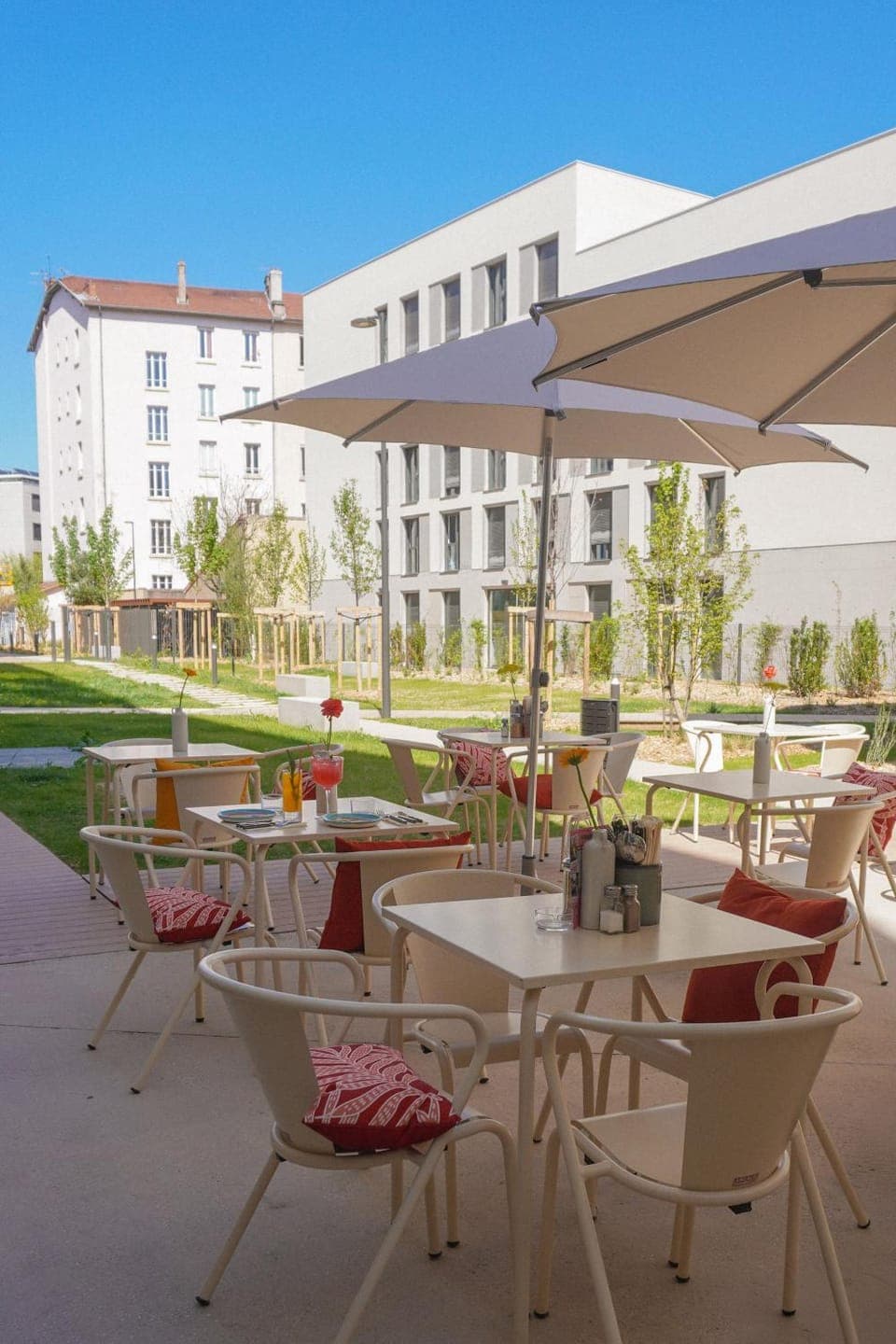 Patio, Garden, Garden, Balcony/Terrace