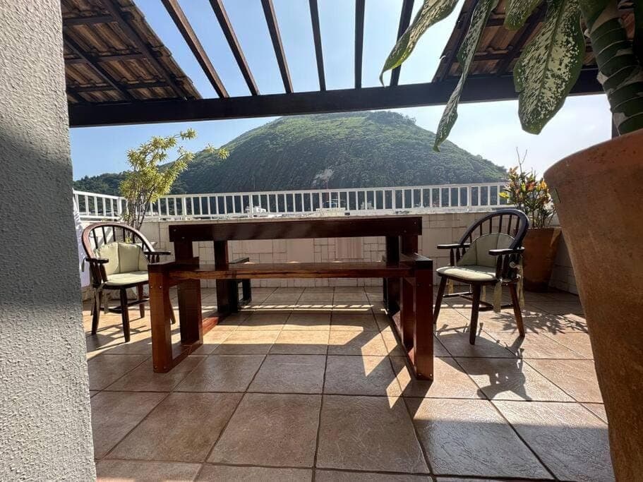 Natural landscape, View (from property/room), Balcony/Terrace, Dining area, Mountain view