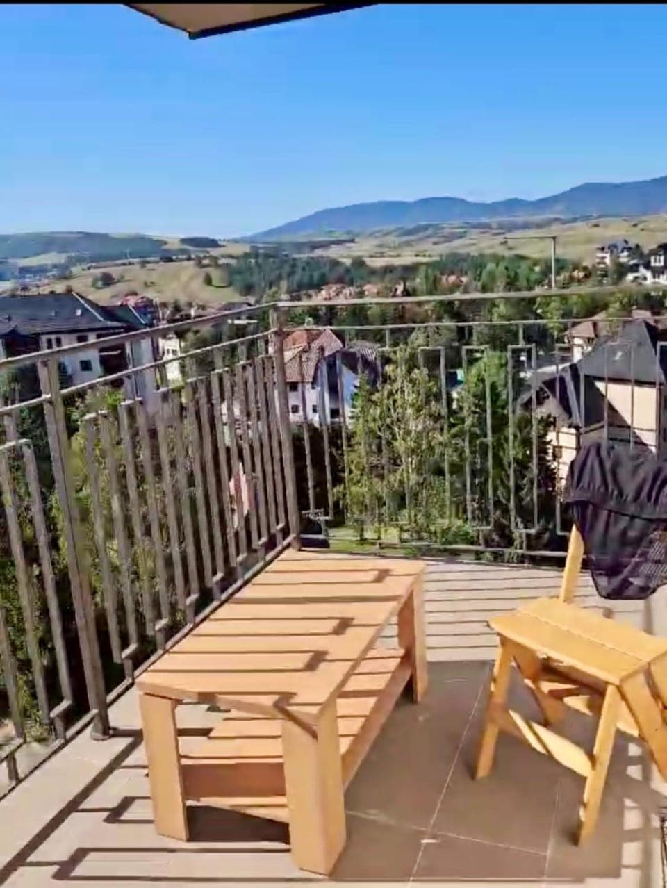 View (from property/room), Balcony/Terrace, Mountain view