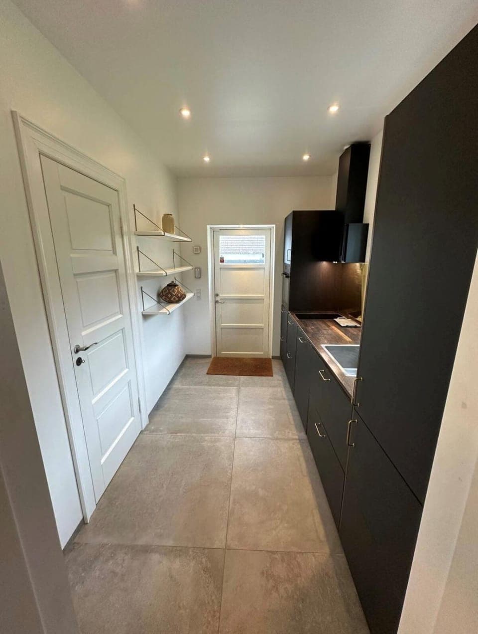 Facade/entrance, Kitchen or kitchenette, Photo of the whole room