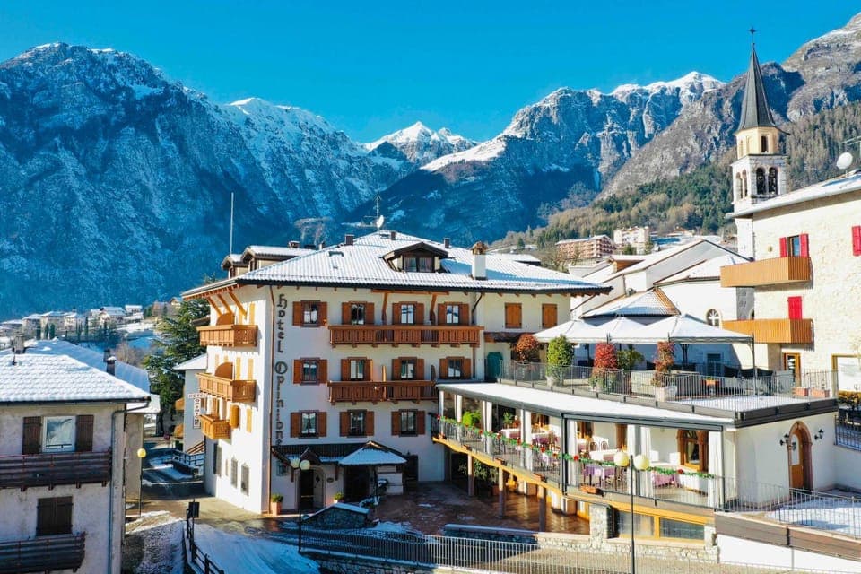 Neighbourhood, Mountain view