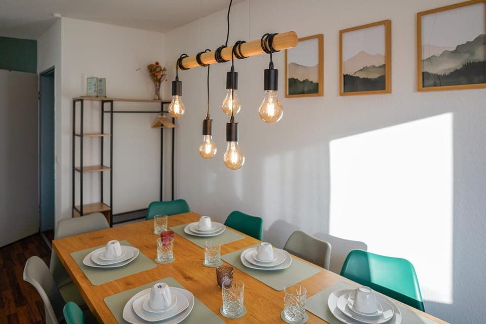 Decorative detail, Dining area