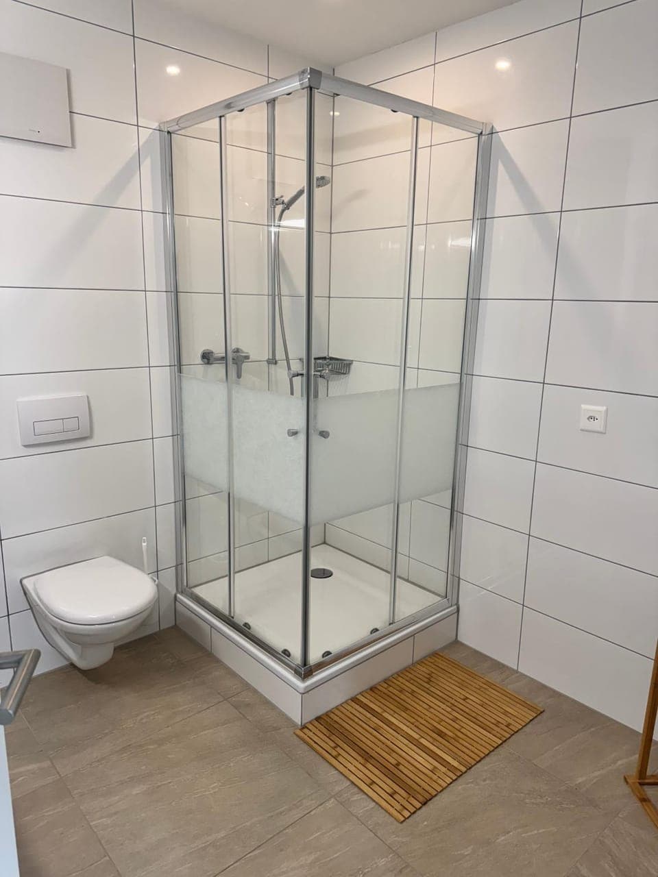 Shower, Toilet, Bathroom
