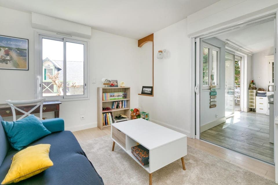 Property building, Living room