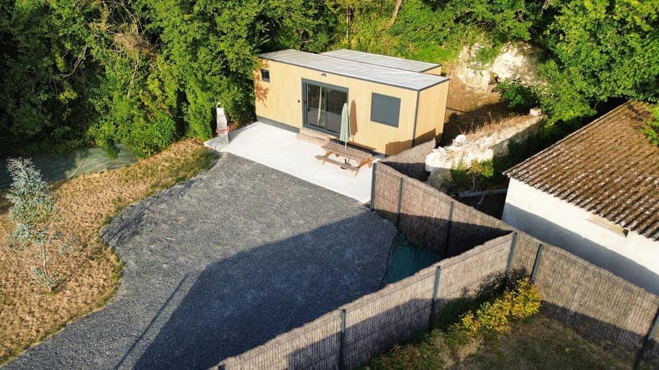 BBQ facilities, View (from property/room), Parking