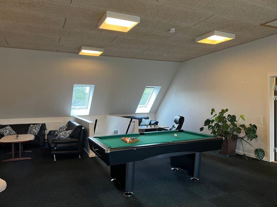 Billiard, Game Room, Living room