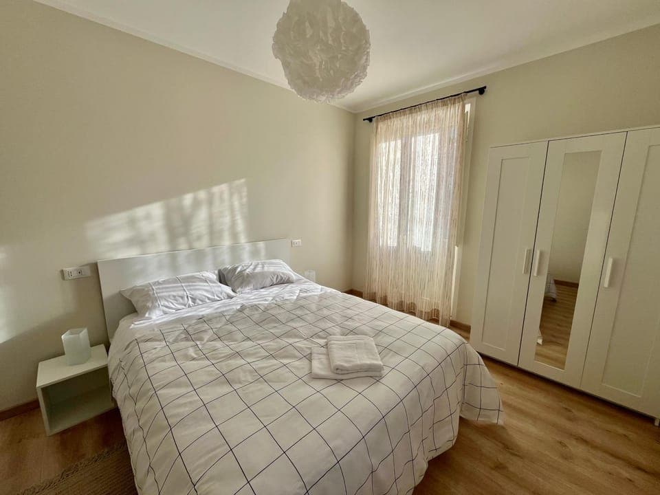 Bed, Photo of the whole room, Bedroom, towels, wardrobe