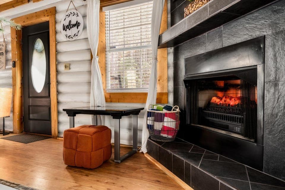 TV and multimedia, fireplace