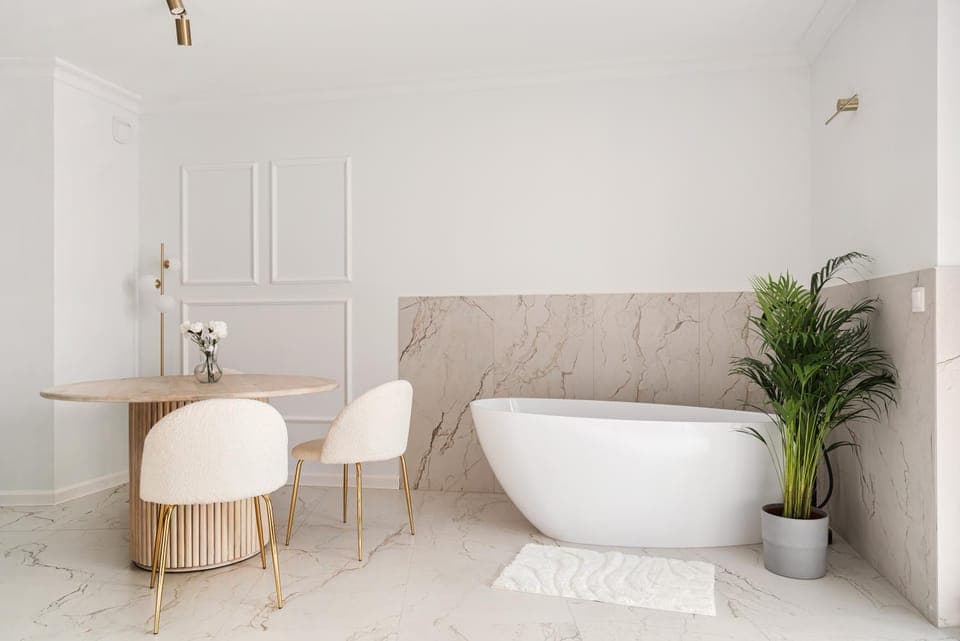 Communal lounge/ TV room, Living room, Bath