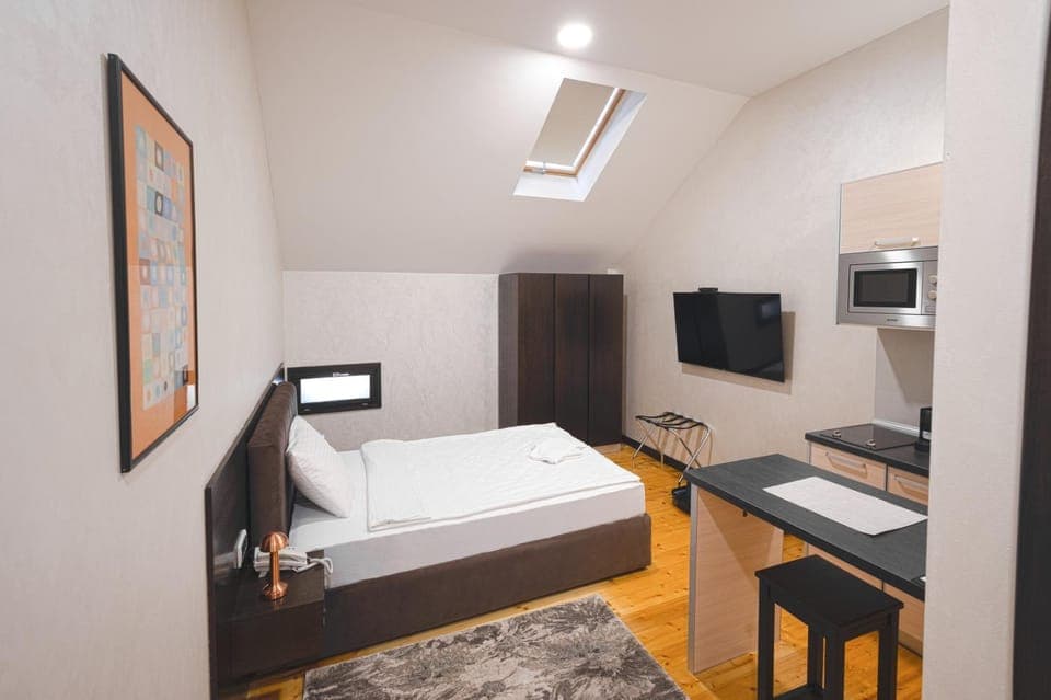 Photo of the whole room