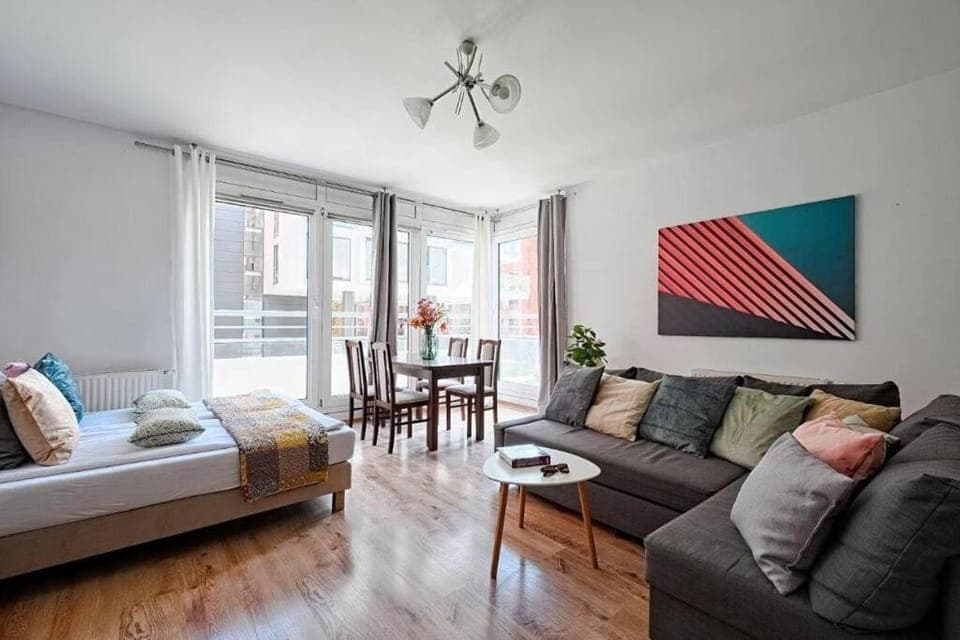 Living room, Seating area, Dining area, fireplace