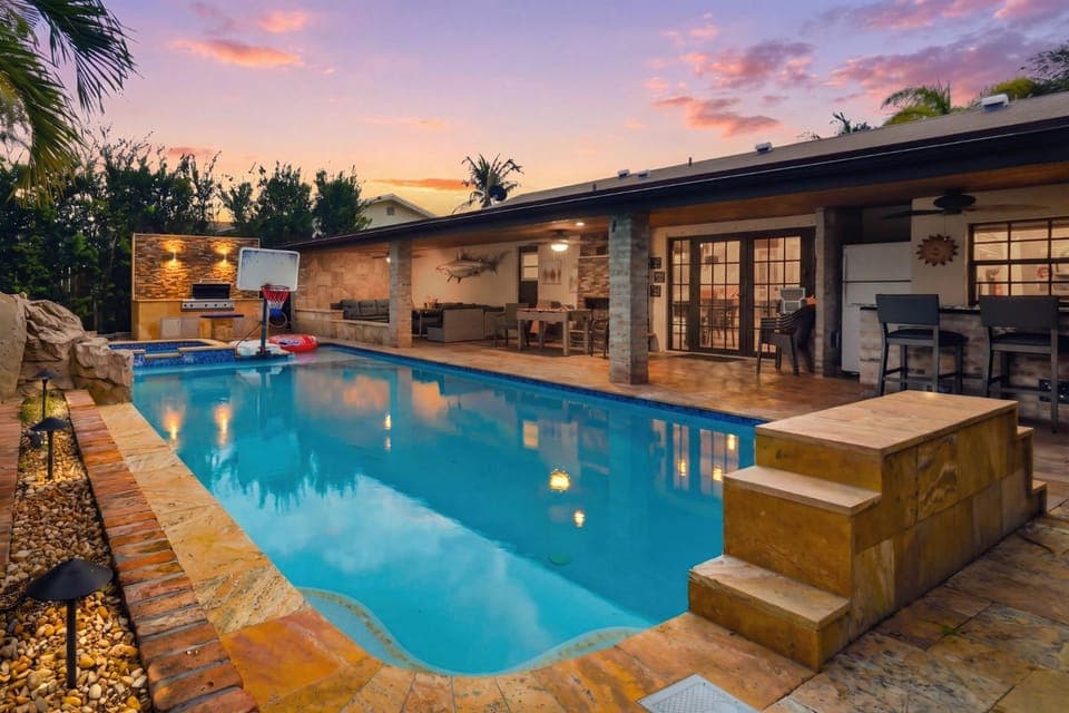 Natural landscape, Pool view, Swimming pool