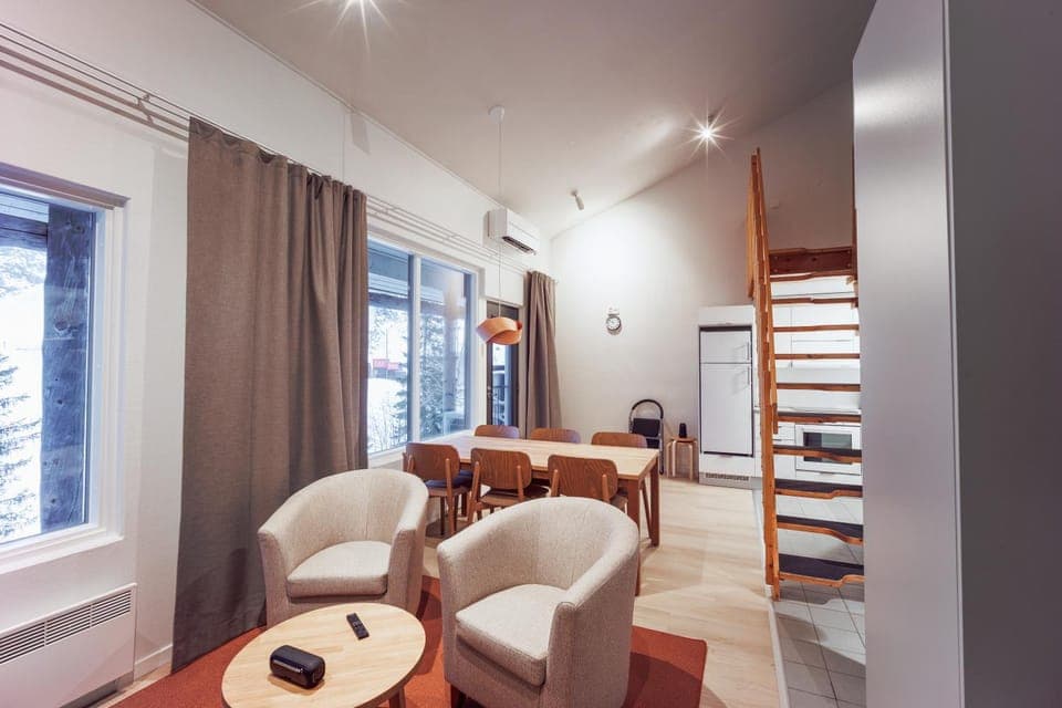 Living room, Dining area