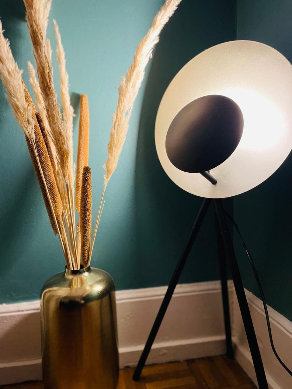 Living room, Decorative detail, Decorative detail