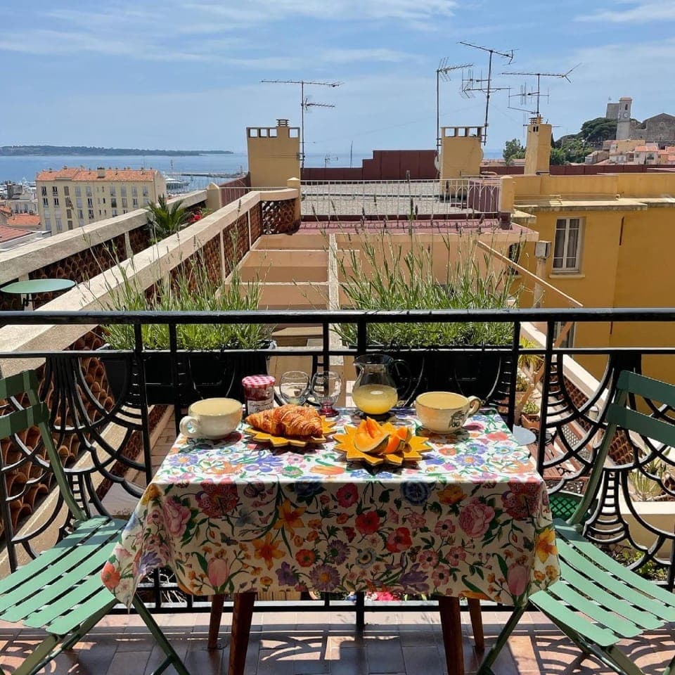 Day, View (from property/room), Balcony/Terrace, Dining area, Sea view