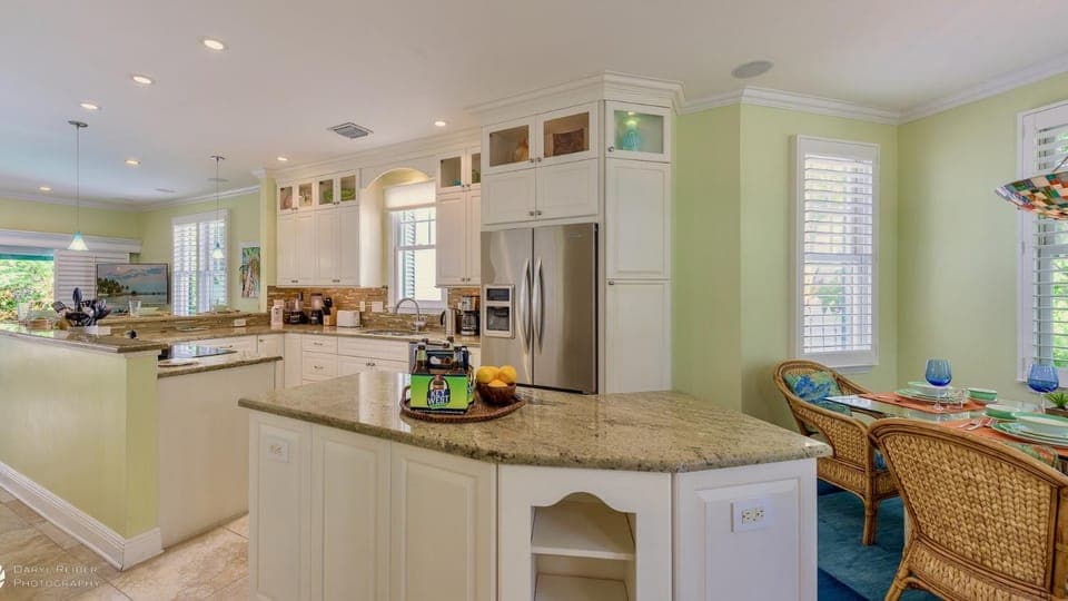Brisa Fresca by Last Key Realty House in Key West